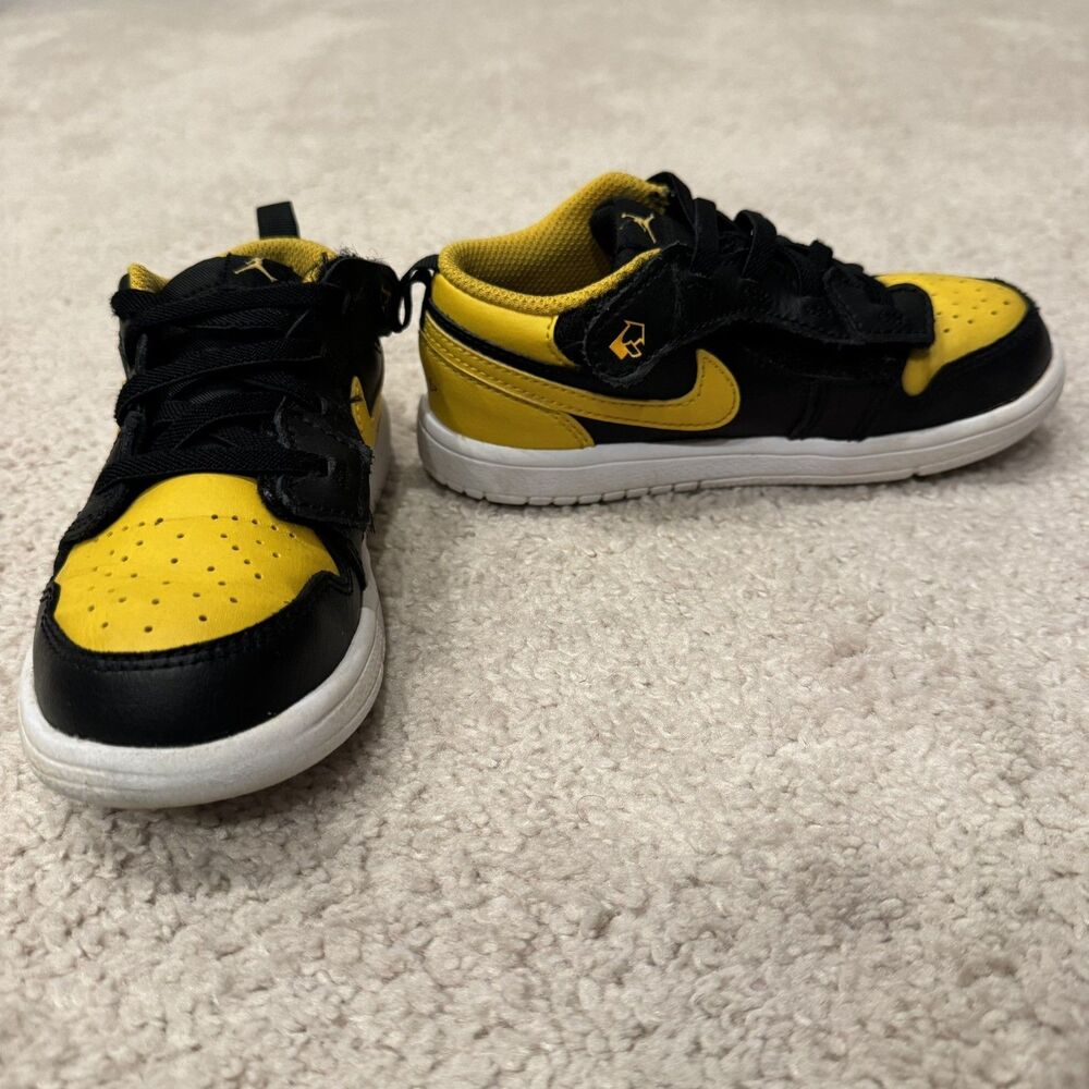 Nike Air Jordan 1 Retro Low TD Toddler Size 10C Black and Gold - Picture 9 of 10